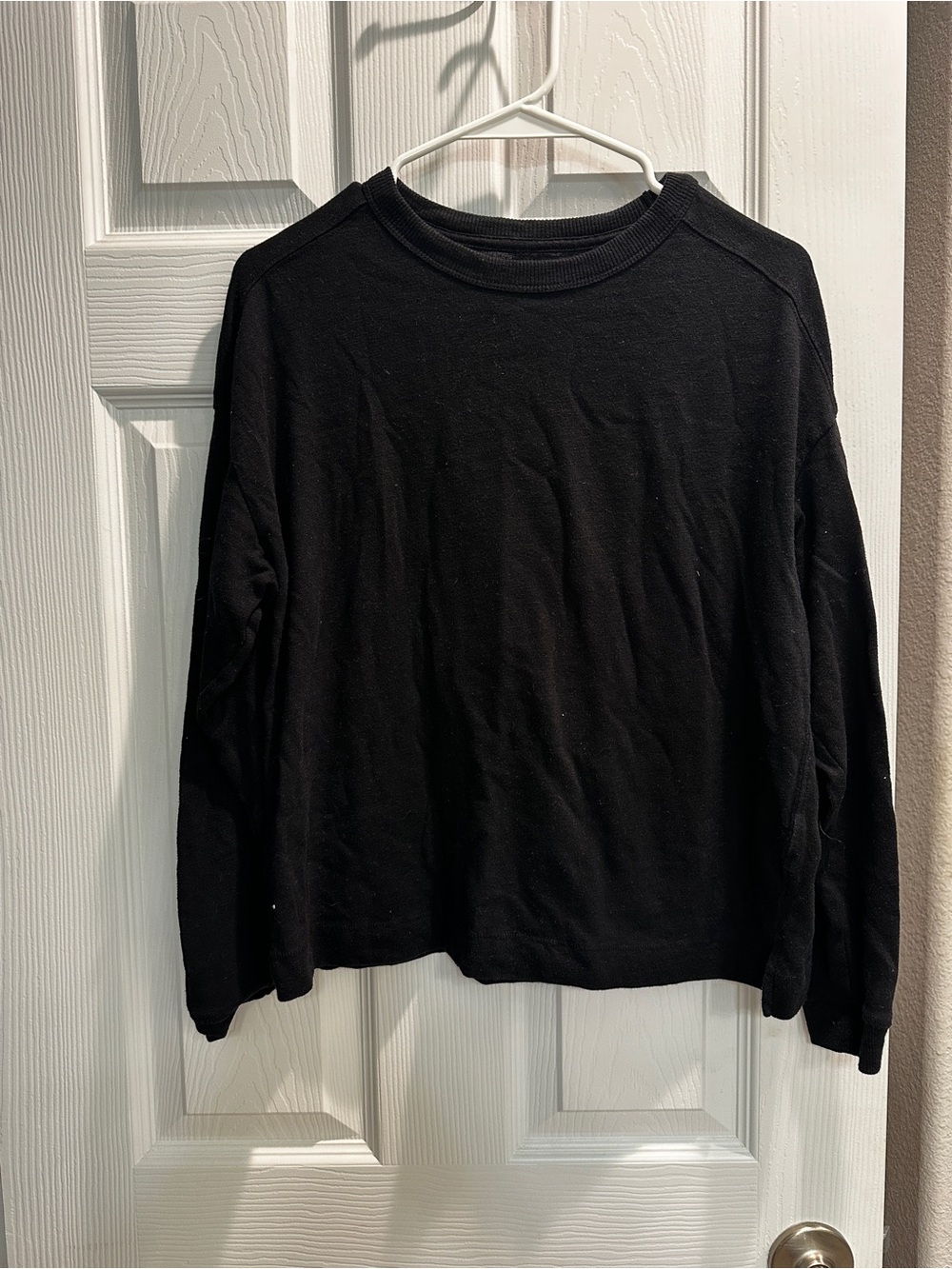 Old Navy Black Easy Tee Crewneck